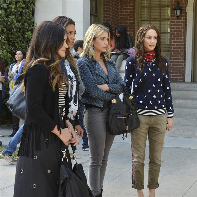 PRETTY LITTLE LIARS -