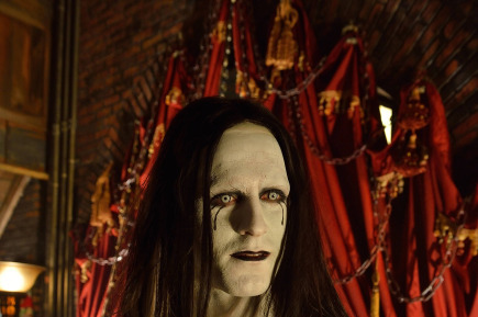 THE STRAIN "Gone Smooth" -- Episode 3 (Airs Sunday, July 27, 10:00 pm e/p) -- Pictured: Jack Kesy as Gabriel Bolivar -- CR: Michael Gibson/FXTHE STRAIN "Gone Smooth" -- Episode 3 (Airs Sunday, July 27, 10:00 pm e/p) -- Pictured: Jack Kesy as Gabriel Bolivar -- CR: Michael Gibson/FX