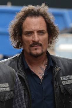 Kim Coates on That Sons of Anarchy Kiss -- Vulture