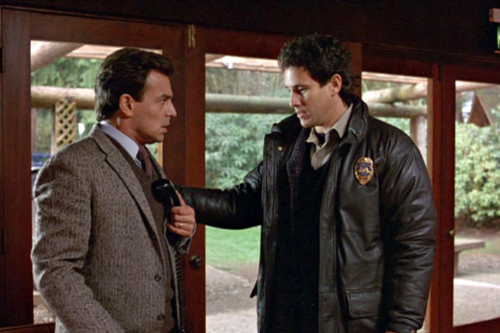 TWIN PEAKS. Ray Wise as Leland Palmer and Michael Ontkean as Sheriff Harry S. Truman in the pilot episode. Originally aired April 8, 1990. Copyright ?1990 CBS Broadcasting Inc. All Rights Reserved. Credit: CBS Photo Archive. Image is a framegrab.