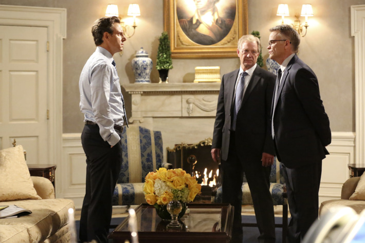 SCANDAL - "Like Father, Like Daughter" - Fitz asks Olivia to shut down a situation that could destroy the Grant family's reputation. Meanwhile, Rowan calls on an old friend to do his dirty work, on "Scandal," THURSDAY, OCTOBER 16 (9:00-10:00 p.m., ET) on the ABC Television Network. (ABC/Adam Taylor)TONY GOLDWYN, JEFF PERRY, STEVEN FLYNN