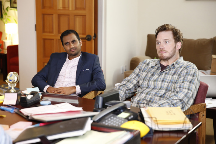 PARKS AND RECREATION -- "William Henry Harrison" Episode 705 -- Pictured: (l-r) Aziz Ansari as Tom Haverford, Chris Pratt as Andy Dwyer -- (Photo by: Greg Gayne/NBC)