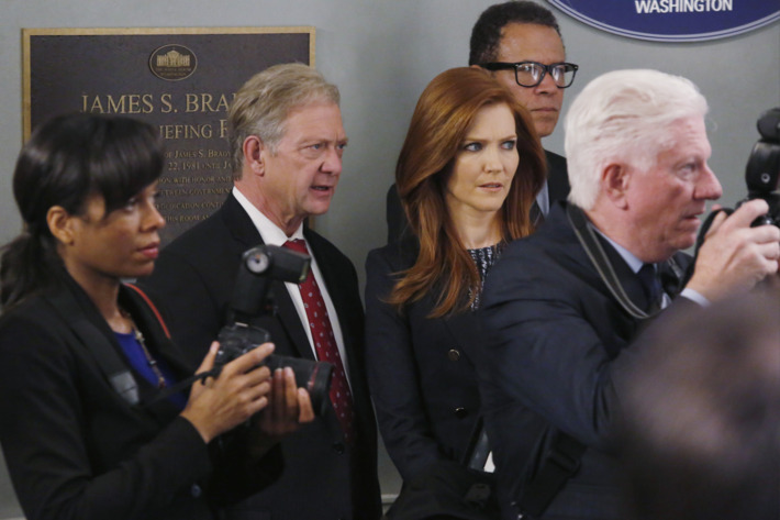 SCANDAL - "Where's the Black Lady?" - With Olivia still missing, the team comes together to do whatever it takes to find her and get her home safely, on "Scandal," THURSDAY FEBRUARY 5 (9:00-10:00 p.m., ET) on the ABC Television Network. (ABC/Kelsey McNeal)JEFF PERRY, DARBY STANCHFIELD