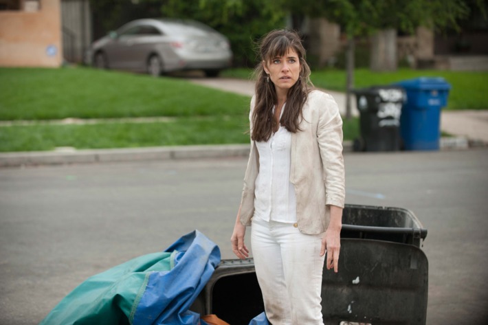 TOGETHERNESS episode 7: Amanda Peet.