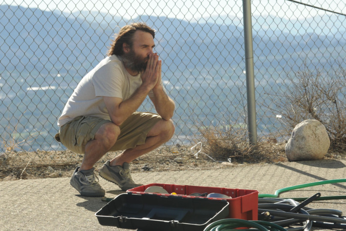 THE LAST MAN ON EARTH: Phil (Will Forte) is determined to solve the water problem in the second half of the "Alive in Tucson/The Elephant in the Room" special one-hour Series Premiere episode of THE LAST MAN ON EARTH airing Sunday, March 1 (9:00-9:30/9:30-10:00 PM ET/PT) on FOX. ?2015 Fox Broadcastiing Co. Cr: Jordin Althaus/FOX