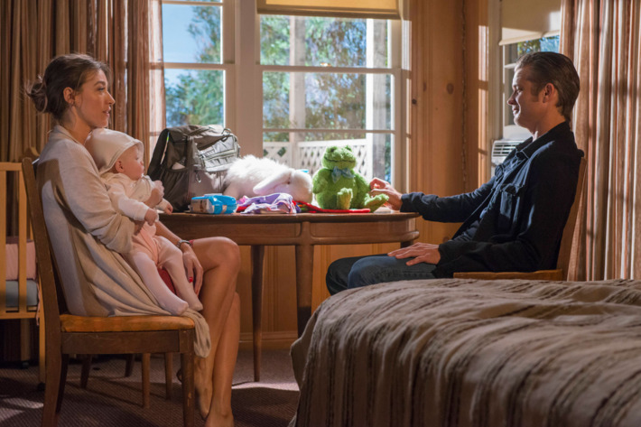 JUSTIFIED -- "The Hunt" -- Episode 607 (Airs Tuesday, March 3, 10:00 pm e/p) -- Pictured: (L-R) Natalie Zea as Winona Hawkins, Timothy Olyphant as Deputy U.S. Marshal Raylan Givens -- CR: Prashant Gupta/FX