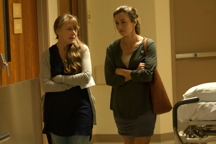 Sissy Spack (Sally Rayburn) and Linda Cardellini (Meg Rayburn) in the Netflix Original Series BLOODLINE. Photo Credit: Saeed Adyani