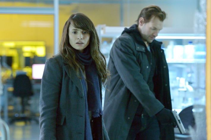 THE STRAIN -- "BK, NY" -- Episode 201 (Airs July 12, 10:00 pm e/p) Pictured: (l-r) Mia Maestro as Nora Martinez, Corey Stoll as Ephraim Goodweather. CR: Michael Gibson/FX