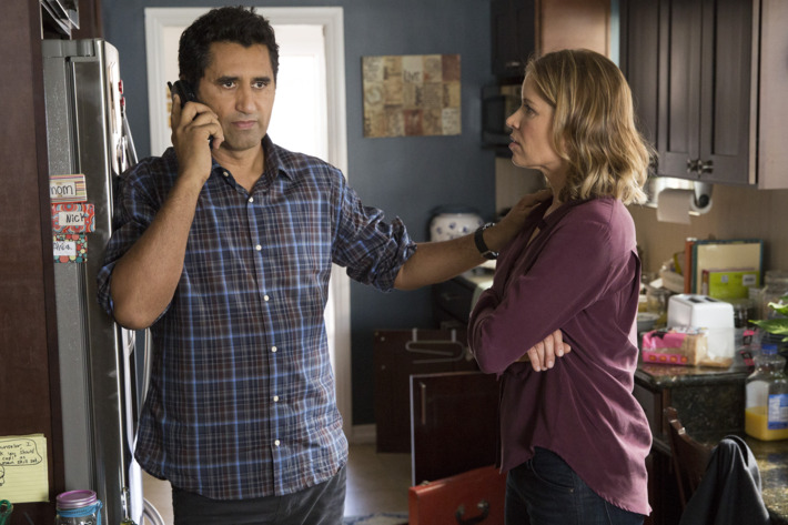 Cliff Curtis as Travis and Kim Dickens as Madison - Fear the Walking Dead _ Season 1, Episode 1 - Photo Credit: Justin Lubin/AMC