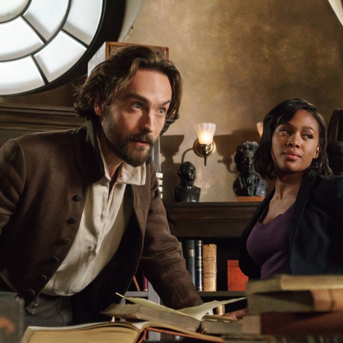 Tom Mison and Nicole Beharie in the