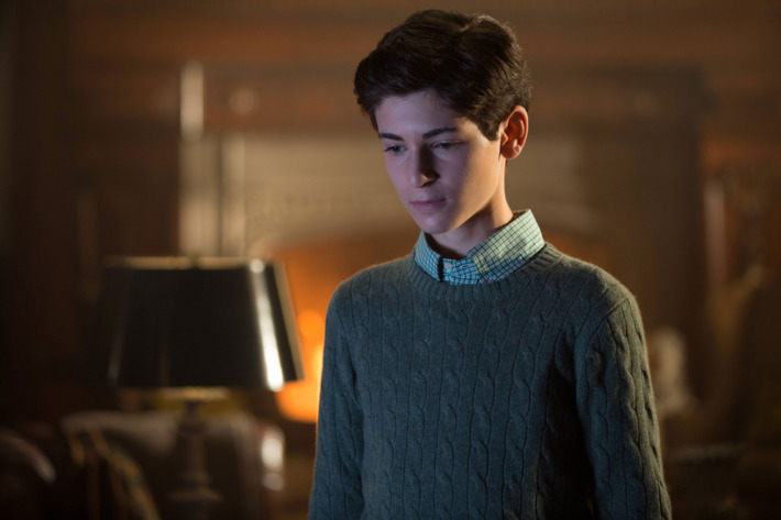 GOTHAM: L-R: David Mazouz in the “Rise of the Villains: Mommy's Little Monster” episode of GOTHAM airing Monday, Nov. 2 (8:00-9:00 PM ET/PT) on FOX. ©2015 Fox Broadcasting Co. Cr: FOX.