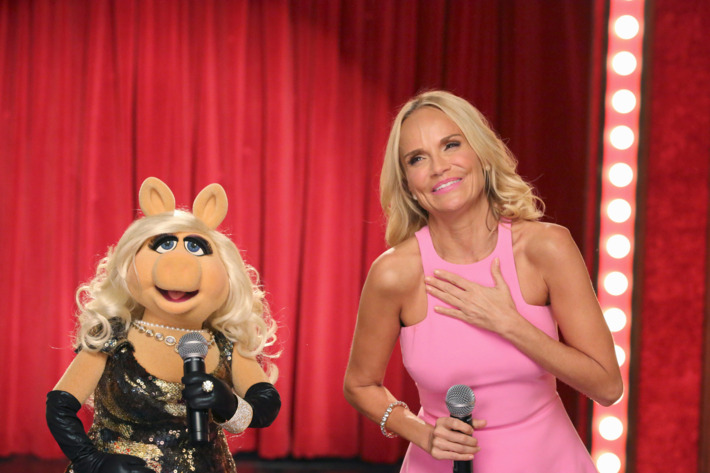 MISS PIGGY, KRISTIN CHENOWETH