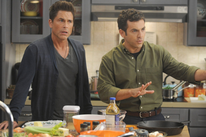 THE GRINDER: L-R: Rob Lowe and Fred Savage in the "Giving Thanks, Getting Justice" episode of THE GRINDER airing Tuesday, Nov. 24 (8:30-9:00 PM ET/PT) on FOX. ©2015 Fox Broadcasting Co. Cr: Ray Mickshaw/FOX