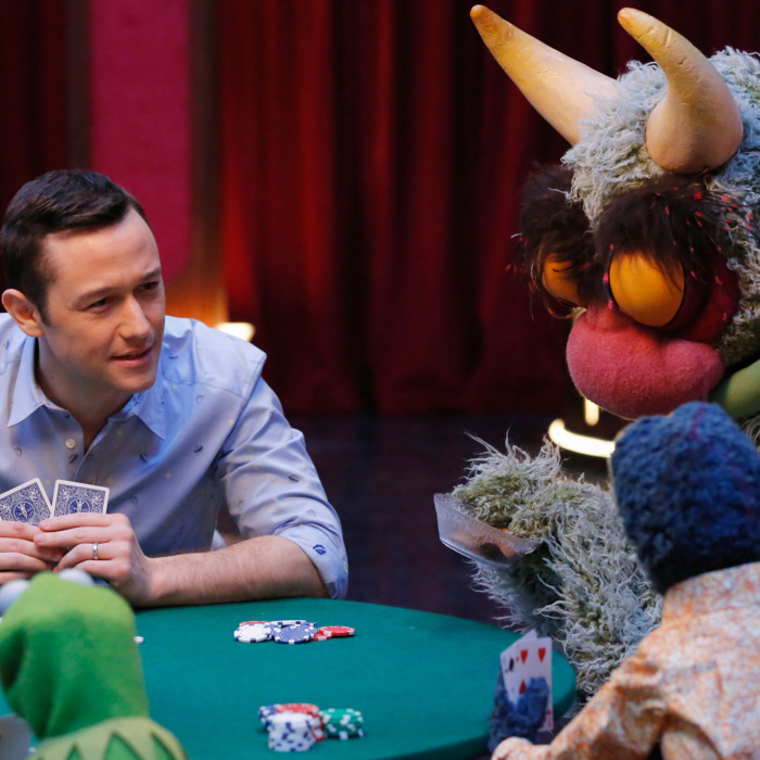 JOSEPH GORDON-LEVITT, KERMIT THE FROG, THE GREAT GONZO, BIG MEAN CARL
