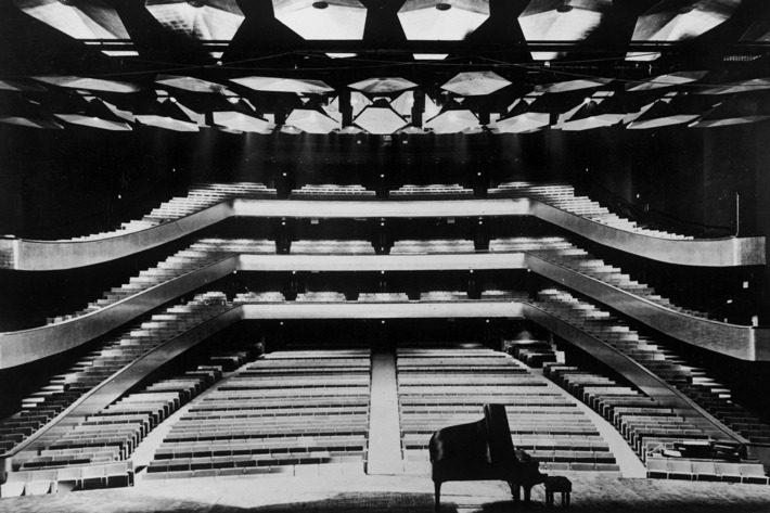 Lincoln Center Philharmonic Hall