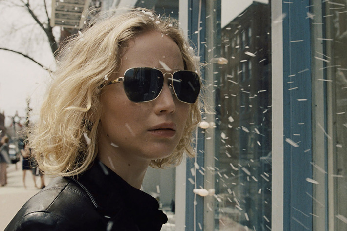 Jennifer Lawrence in JOY.