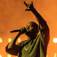 2015 iHeartRadio Music Festival - Night 1 - Show