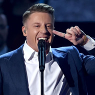 2015 American Music Awards - Show