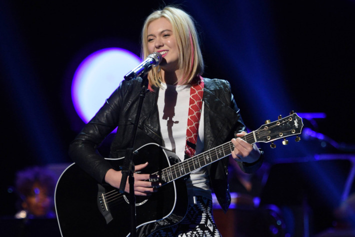 AMERICAN IDOL: Olivia Roxperforms in the “Hollywood Round #3” episode of AMERICAN IDOL airing Wednesday, Feb. 3 (8:00-9:01 PM ET/PT) on FOX. © 2016 FOX Broadcasting Co. Cr: Michael Becker / FOX.