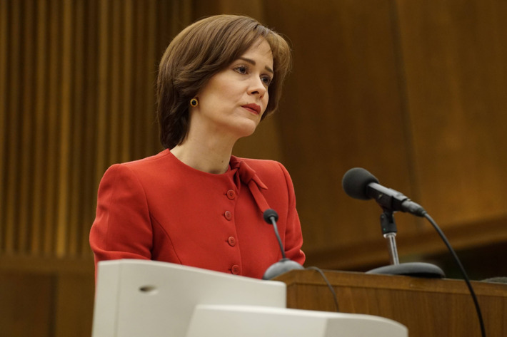 THE PEOPLE v. O.J. SIMPSON: AMERICAN CRIME STORY