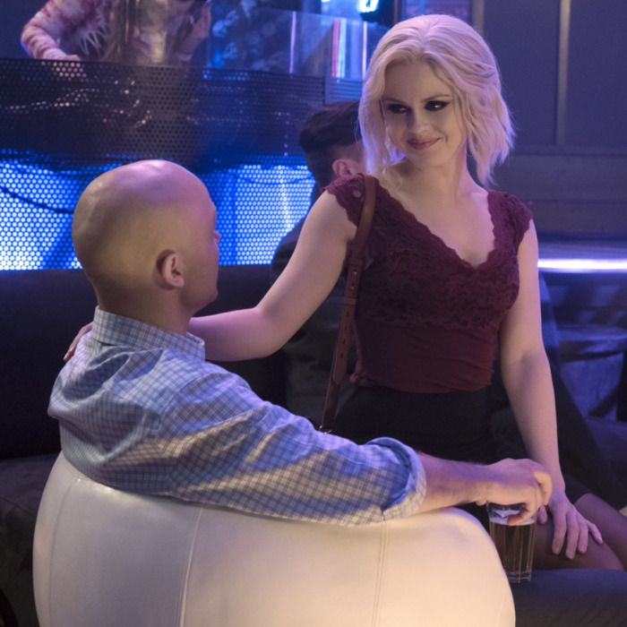 iZombie -- Image Number: ZMB216b_0051.jpg --