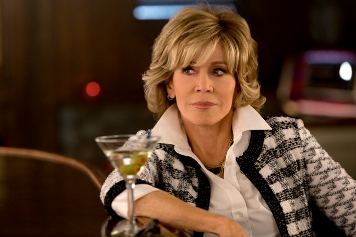 Grace and Frankie Recap: A Change of a Dress