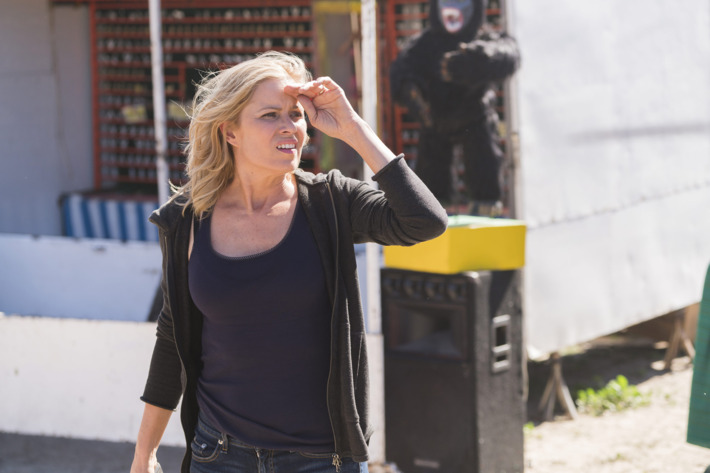 Kim Dickens as Madison Clark; single - Fear The Walking Dead _ Season 2, Episode 06 - Photo Credit: Richard Foreman, Jr/AMC