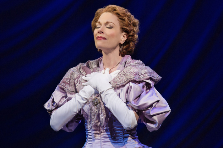 Marin Mazzie The King and IAct IIBartlett Sher: DirectorLincoln Center Theater ProductionCredit Photo: Paul Kolnikstudio@paulkolnik.comnyc 212-362-7778
