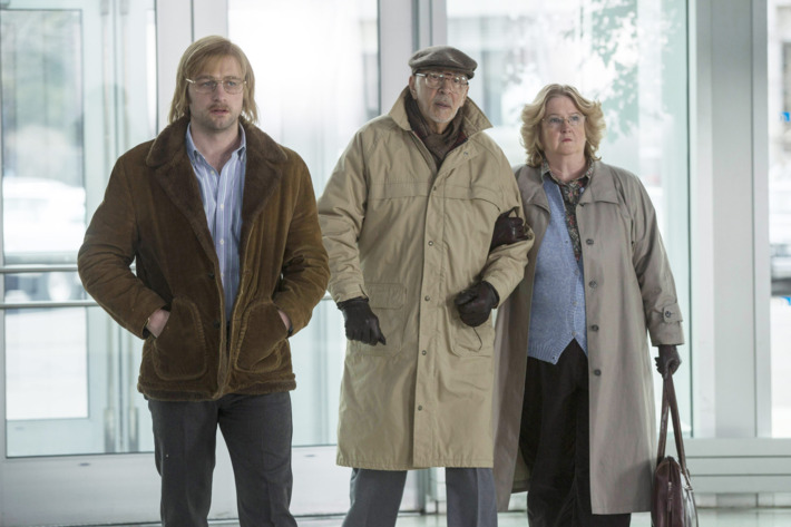 THE AMERICANS -- "Dinner for Seven" Episode 411 (Airs, Wednesday, May 25, 10:00 pm/ep) -- Pictured: (l-r) Matthew Rhys as Philip Jennings, Frank Langella as Gabriel, Marceline Hugot as Theresa. CR: Eric Liebowitz/FX