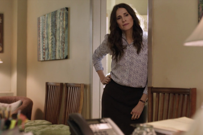 Michaela Watkins as Valerie.