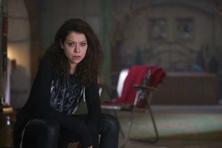 Sarah (TATIANA MASLANY)