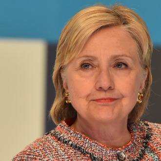 US-VOTE-CLINTON-CAMPAIGN-SOCIAL MEDIA-CONTENT-TOWN HALL