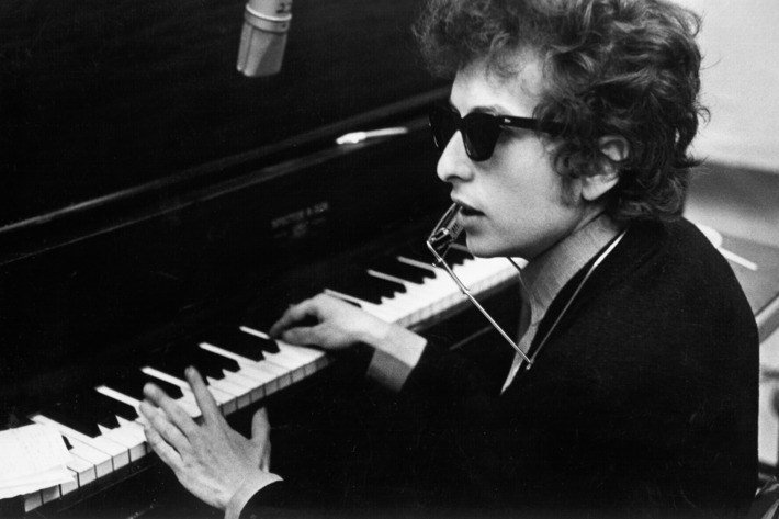 Bob Dylan Records 'Highway 61 Revisited