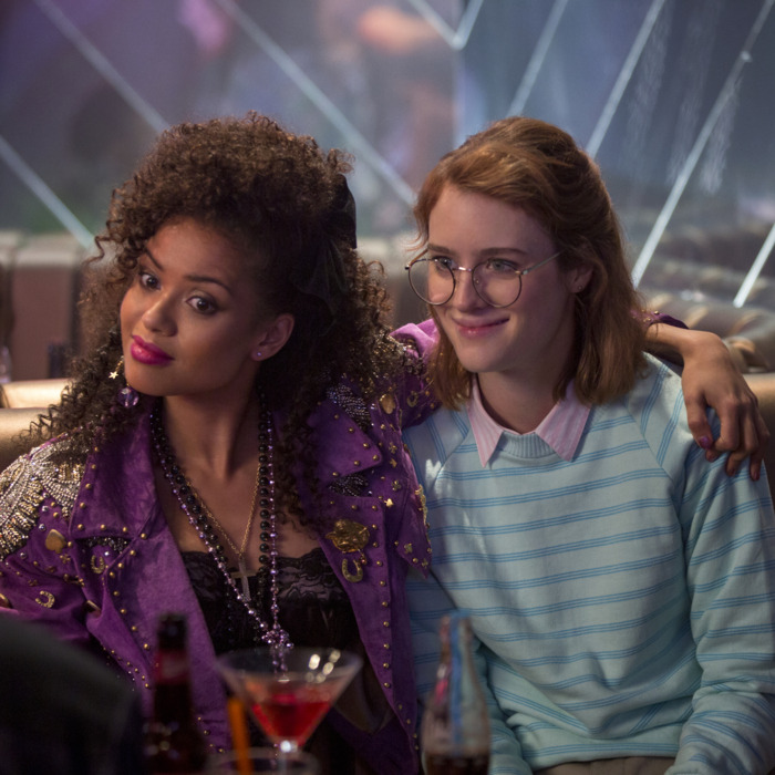 Gugu Mbatha-Raw as Kelly, Mackenzie Davis as Yorkie.