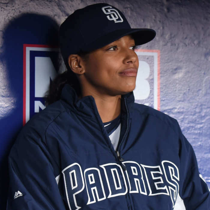 PITCH: in the all-new “San Francisco” episode of PITCH airing Thursday, Nov. 10 (8:59-10:00 PM ET/PT) on FOX.CR: Ray Mickshaw / FOX. © 2016 FOX Broadcasting Co.