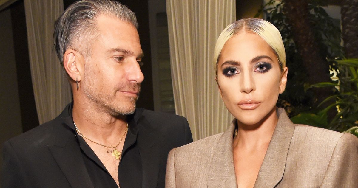 Who is lady gaga engaged to 2018