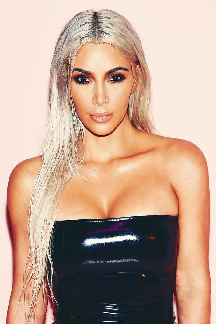 Kim Kardashian West Now Has Pink Hair