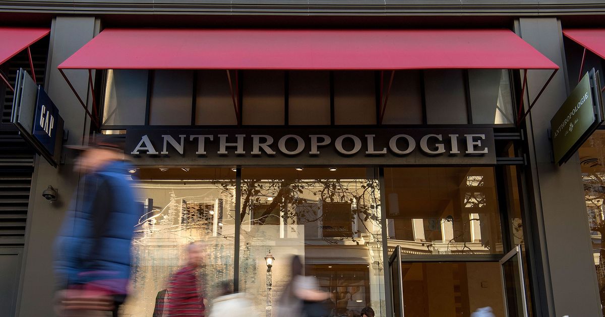 Anthropologie And Urban Outfitters Inc. Stores Ahead Of Earnings Figures
