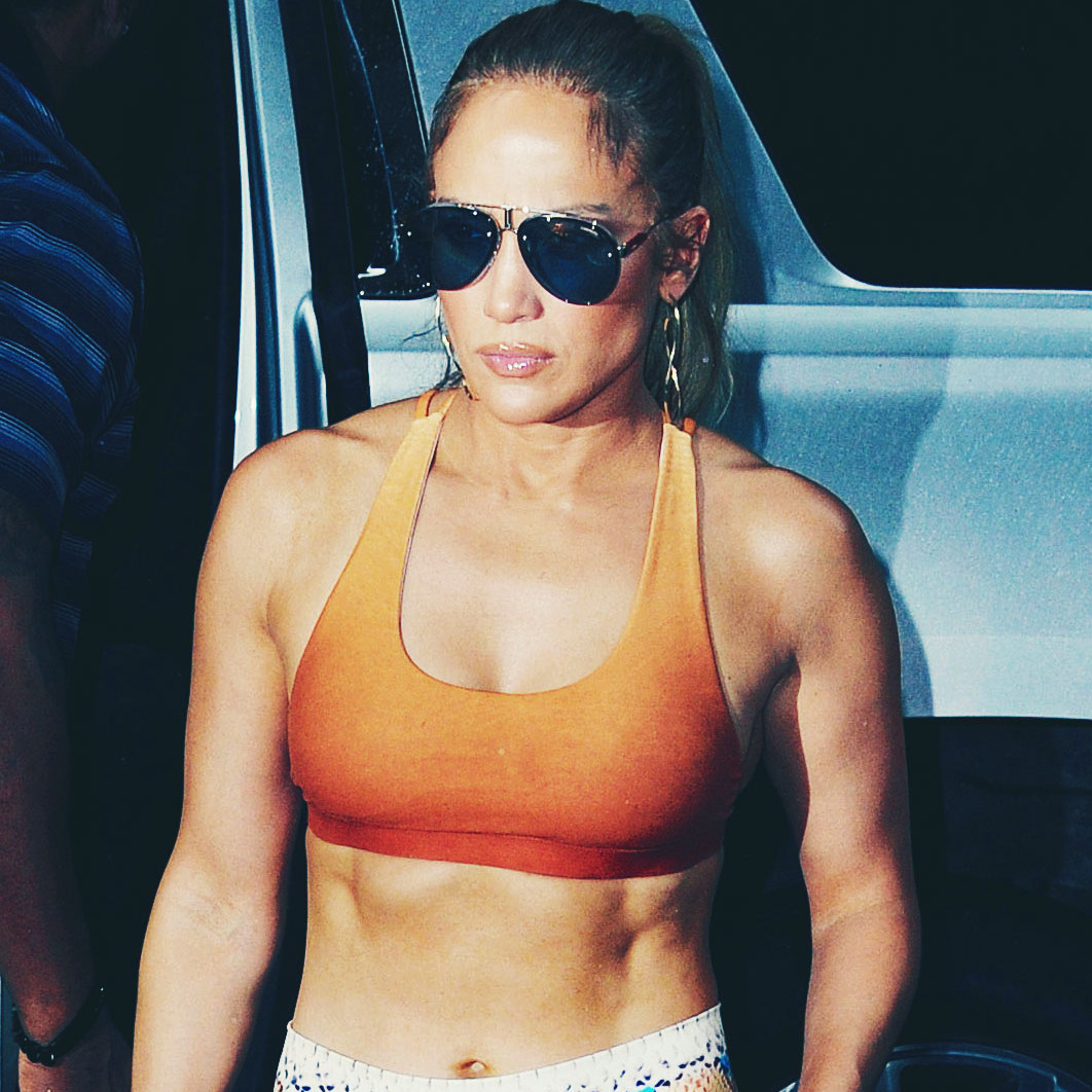 Watch Jennifer lopez in a bra 9 Photos video video Watch Jennifer lopez in a bra 9 Photos video video