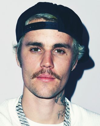 Justin Bieber’s Mustache Making Him ‘Feel Like a Rebel’