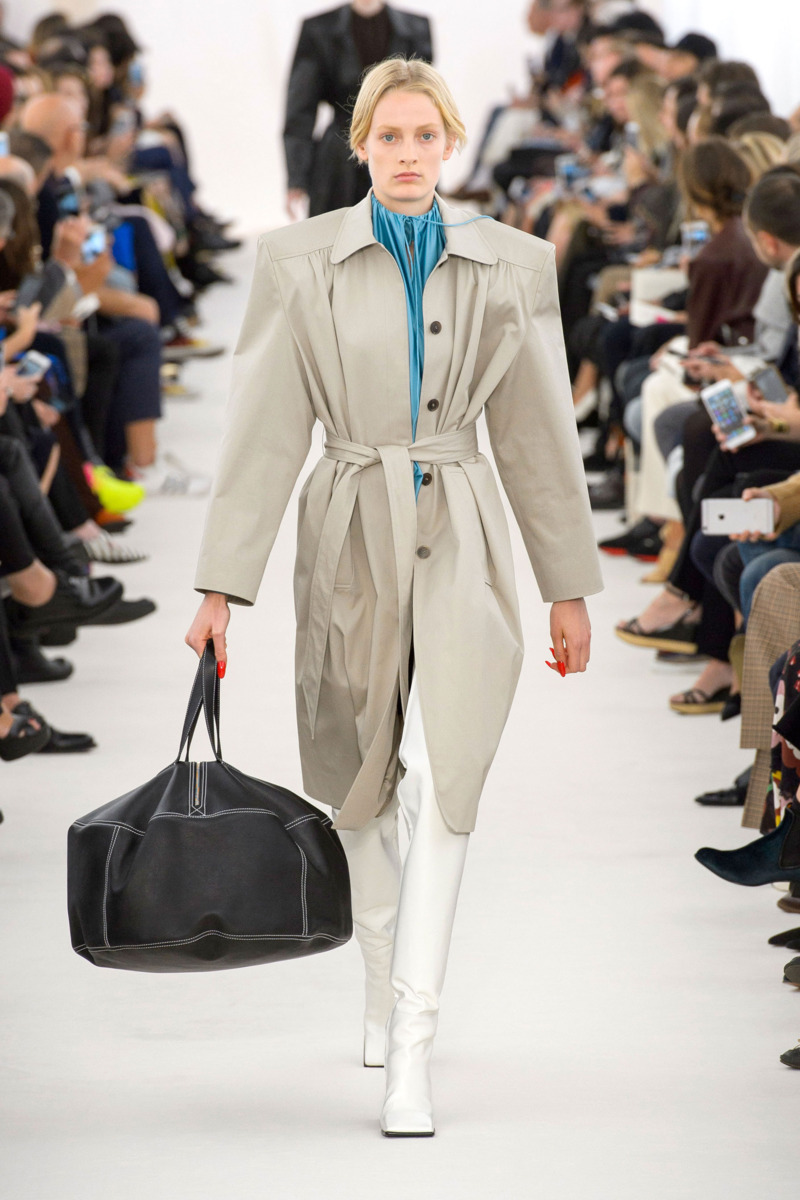 Balenciaga - Spring 2017 RTW - The Cut