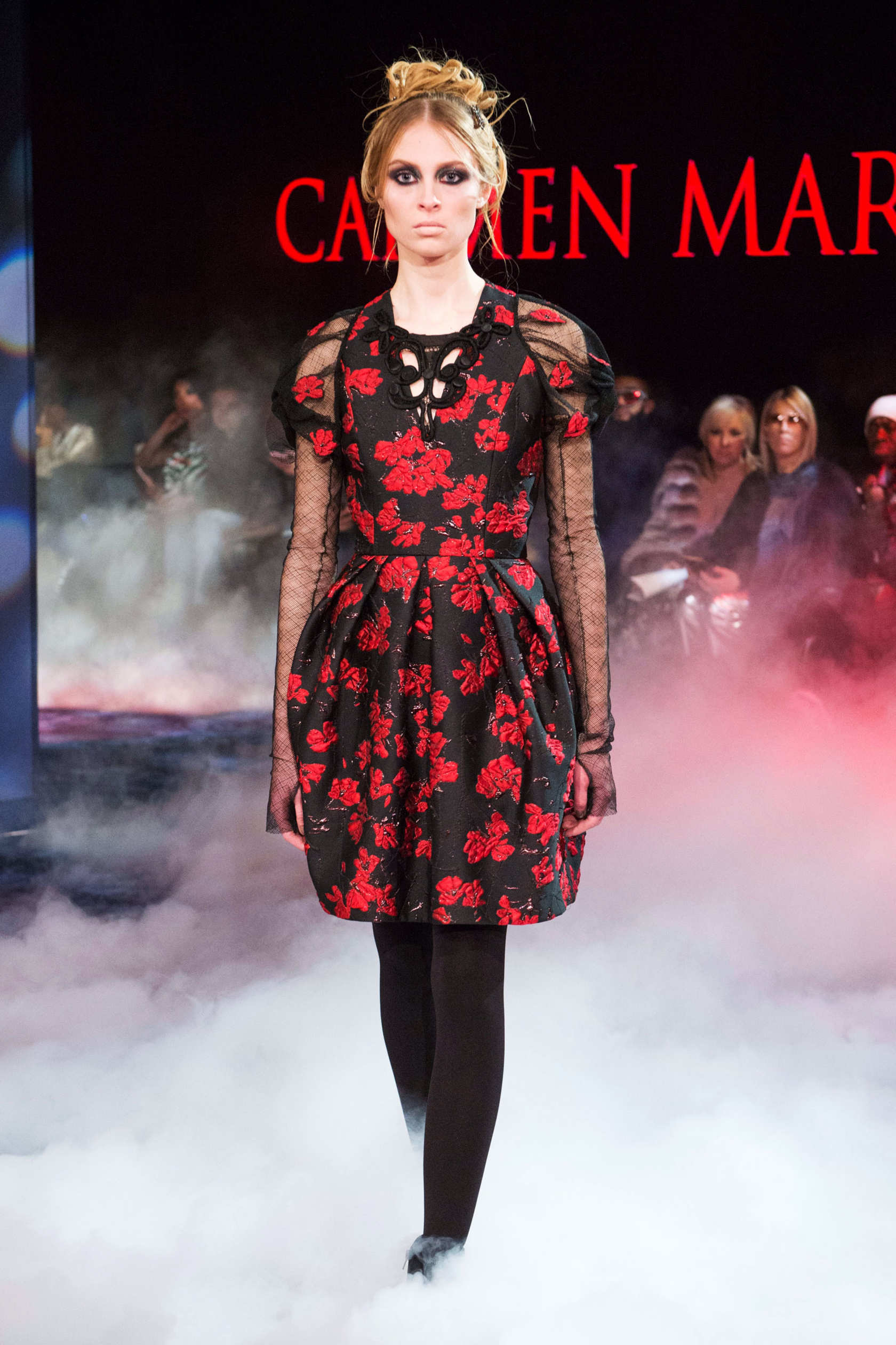 Prorsum burberry men s fall Thamizhachi stylish actress