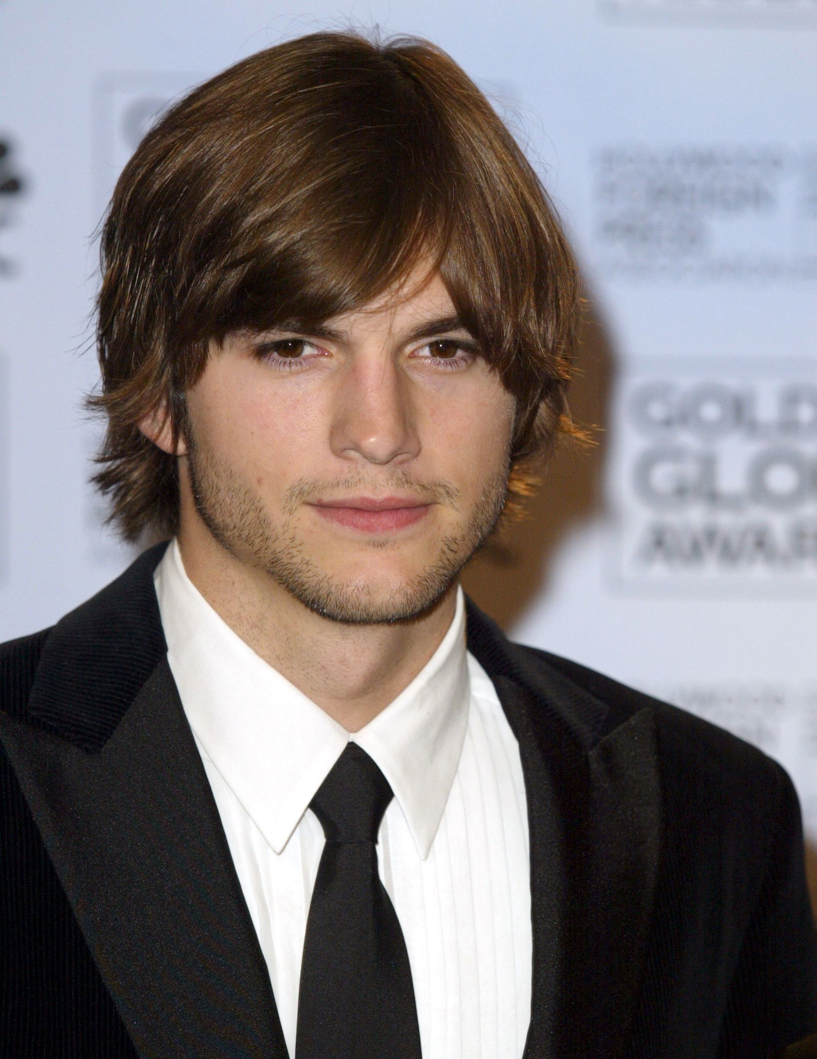 January 2004 Ashton Kutcher Hair History The Cut
