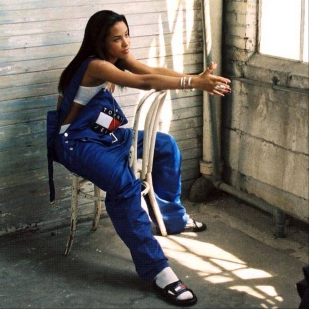 1997 - Aaliyah - The Cut1078 x 1078